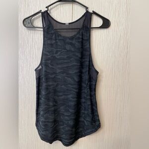 Lululemon Sculpt Tank II – Black Camo, Mesh Back, Size 4